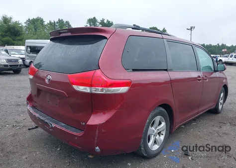 2013 Toyota Sienna Le V6 8 Passenger from USA, damaged, VIN 5TDKK3DC6DS281023